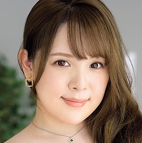 西村ニーナの写真